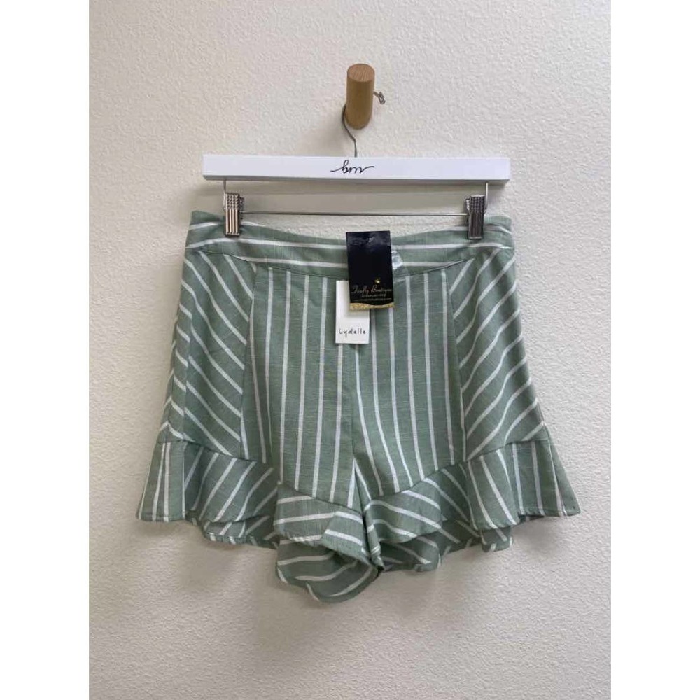 Lydelle Shorts Green Size L NWT